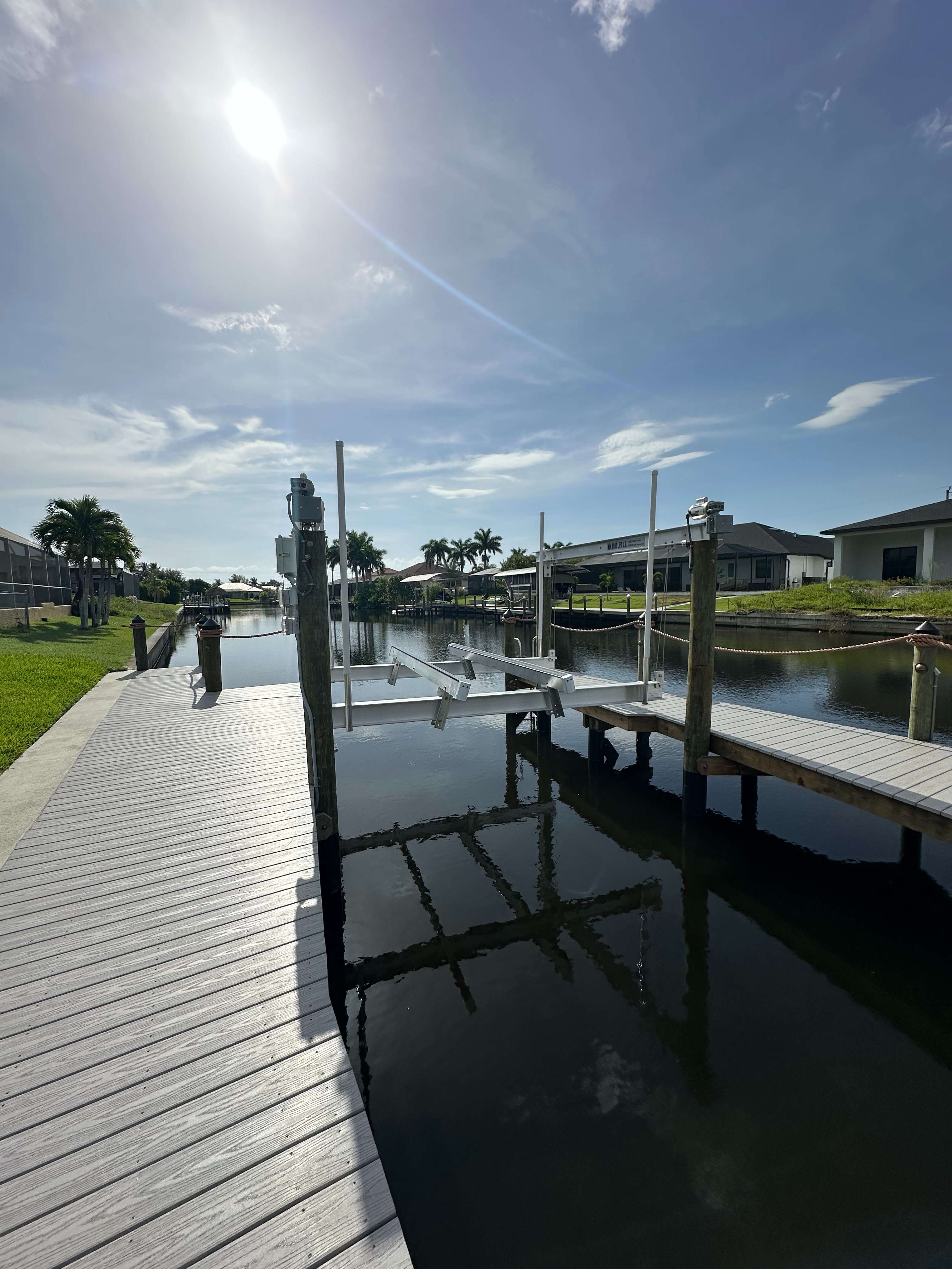 Boat Lifts in Cape Coral, Florida_preview_5