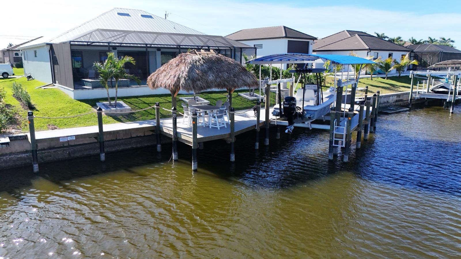 Tiki Huts & Outdoor Structures